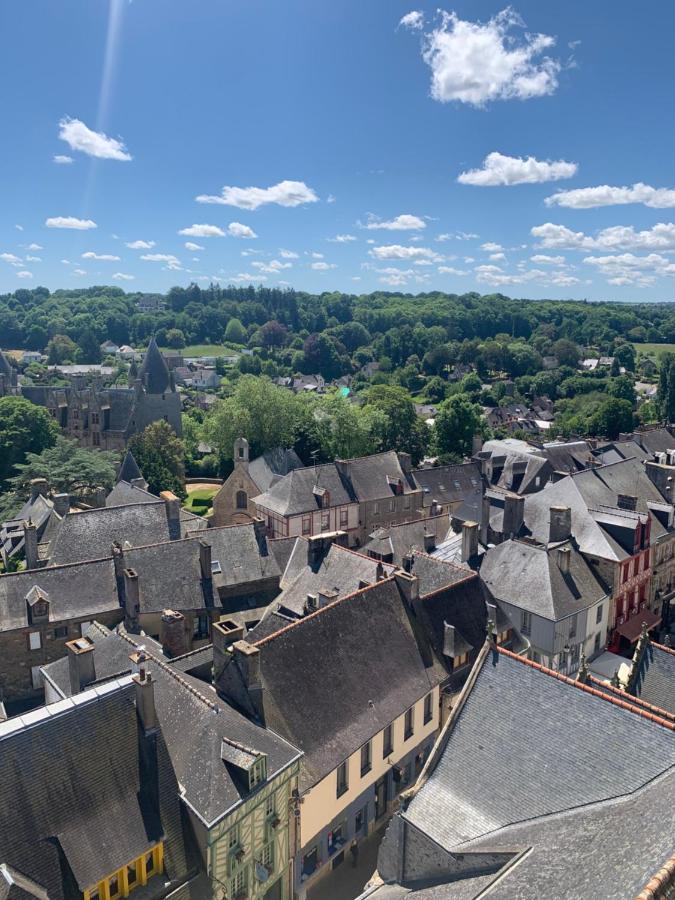 La Cour Des Ursulines Josselin Exterior foto